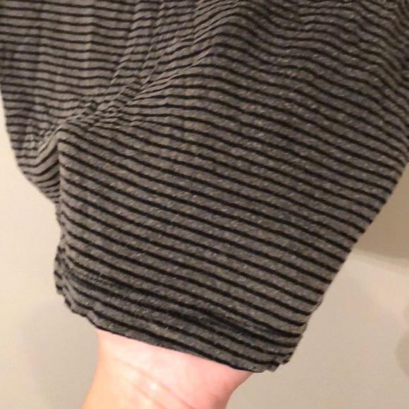 brandy Melville crop top - Picture 4 of 4